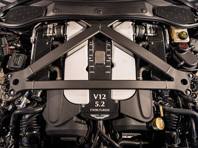 صورة 12 لـ 2021 Aston Martin DBS SUPERLEGGERA