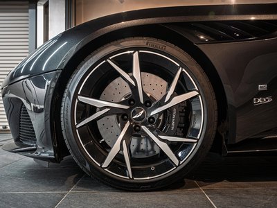 صورة 14 لـ 2021 Aston Martin DBS SUPERLEGGERA