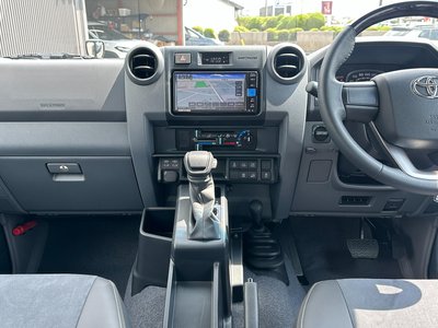 2026 Toyota LAND CRUISER 70 照片 40