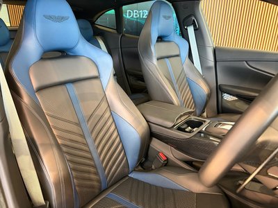 2024 Aston Martin DBX 缩略图 18