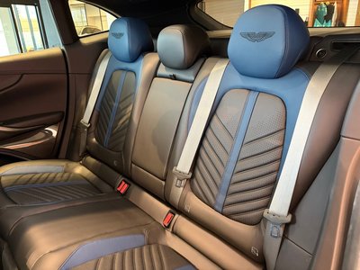 2024 Aston Martin DBX 缩略图 21