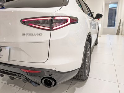 صورة 34 لـ 2025 ALFA Romeo STELVIO