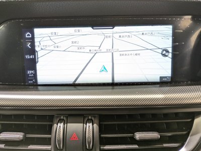 صورة 22 لـ 2025 ALFA Romeo STELVIO
