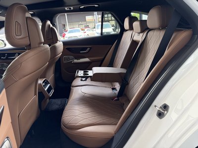 صورة مصغرة 30 لـ 2025 Mercedes-BENZ E-CLASS