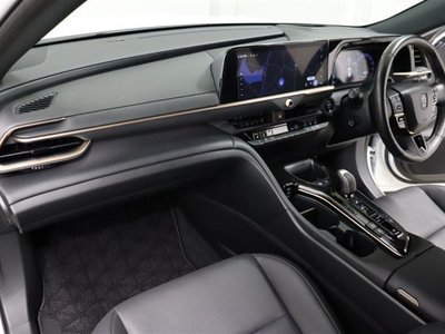 2023 Toyota CROWN SPORT — фото 24