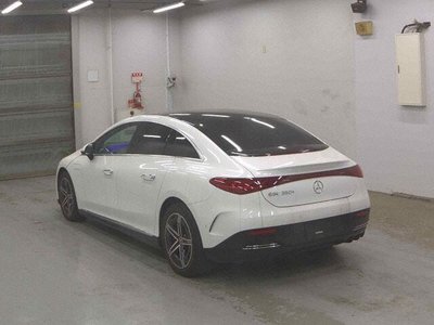 صورة مصغرة 2 لـ 2022 Mercedes-BENZ EQE