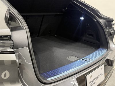 2024 Porsche CAYENNE thumbnail 19