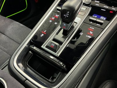 2020 Porsche PANAMERA thumbnail 41