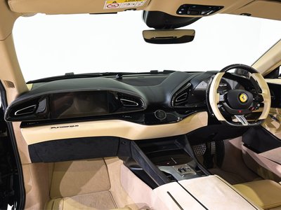 صورة 48 لـ 2024 Ferrari PUROSANGUE