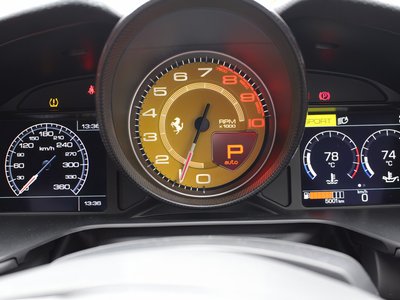 صورة 10 لـ 2023 Ferrari PORTOFINO M