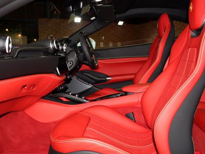صورة مصغرة 48 لـ 2023 Ferrari PORTOFINO M