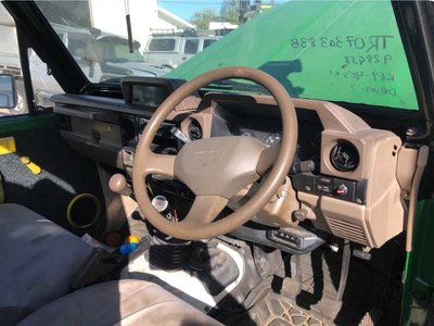صورة 13 لـ 1996 Toyota LAND CRUISER 70 PICKUP