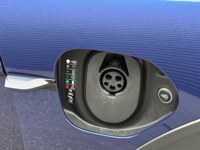 2024 Porsche TAYCAN — миниатюра 36