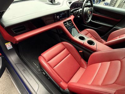 2024 Porsche TAYCAN — миниатюра 25