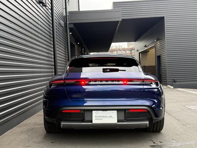 2024 Porsche TAYCAN — миниатюра 9