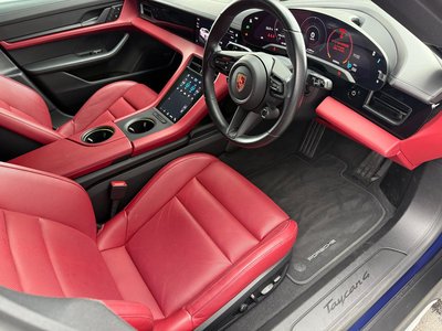2024 Porsche TAYCAN — миниатюра 12