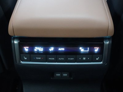 2025 Lexus GX — фото 20