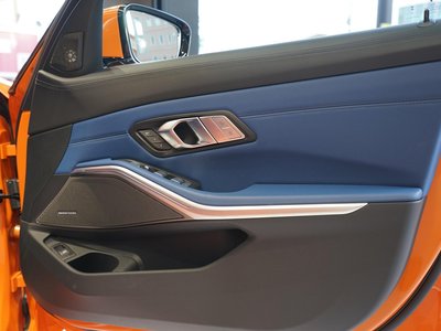 صورة 6 لـ 2024 BMW Alpina D3 TOURING