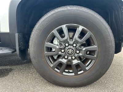 صورة 30 لـ 2025 Toyota LAND CRUISER 250