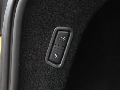 2021 Maserati LEVANTE 缩略图 64
