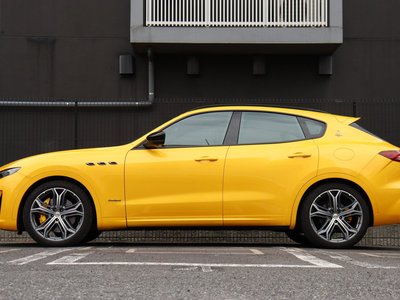 2021 Maserati LEVANTE — фото 6