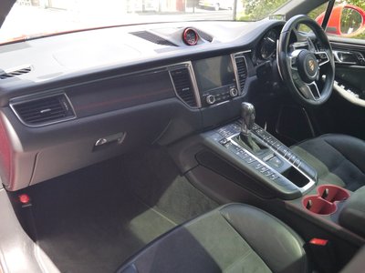 صورة مصغرة 11 لـ 2018 Porsche MACAN