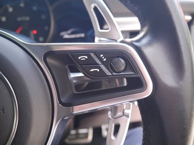صورة مصغرة 26 لـ 2018 Porsche MACAN