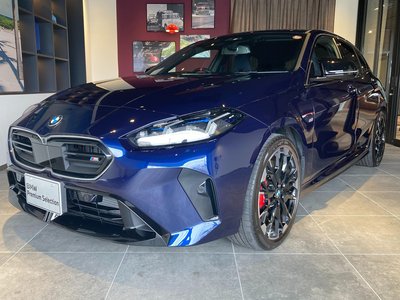 2025 BMW 1 SERIES 照片 1