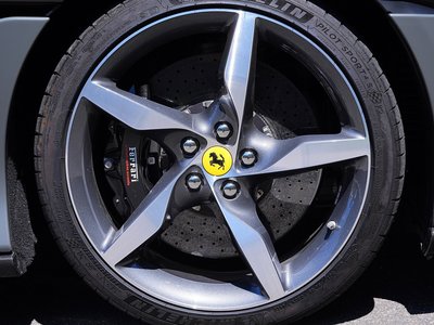 صورة مصغرة 23 لـ 2022 Ferrari PORTOFINO M