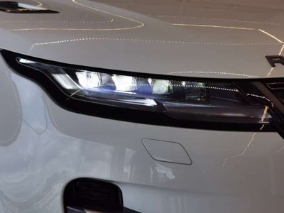 صورة 8 لـ 2025 LAND Rover RANGE ROVER EVOQUE