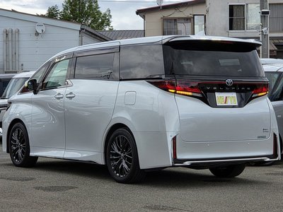 صورة 8 لـ 2024 Toyota VELLFIRE