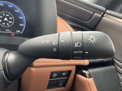 صورة 44 لـ 2024 Toyota VELLFIRE