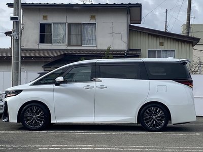 صورة 19 لـ 2024 Toyota VELLFIRE