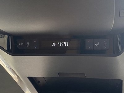 صورة 53 لـ 2024 Toyota VELLFIRE
