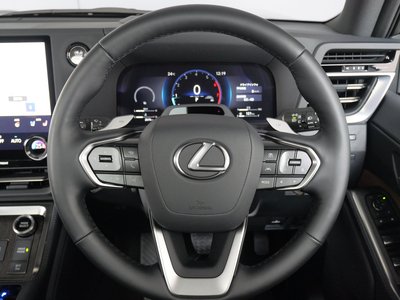 2025 Lexus GX — фото 7