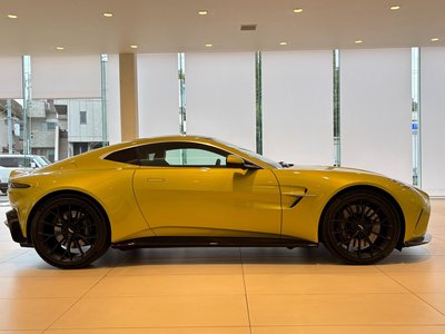 2025 Aston Martin VANTAGE 缩略图 10