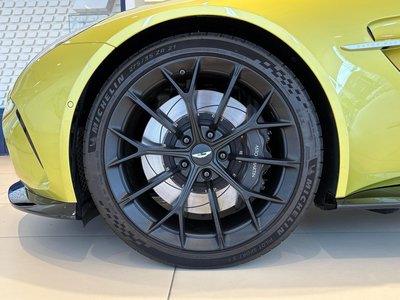 2025 Aston Martin VANTAGE 缩略图 21