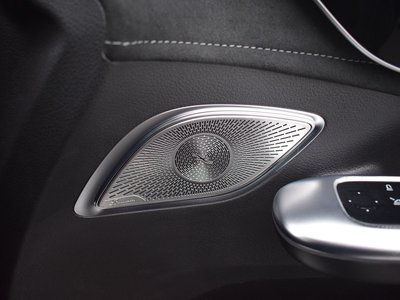 2025 Mercedes-BENZ EQE thumbnail 32