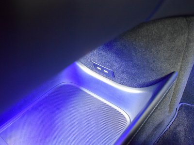 2025 Mercedes-BENZ EQE thumbnail 48