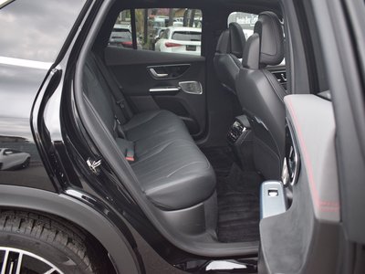 2025 Mercedes-BENZ EQE photo 3