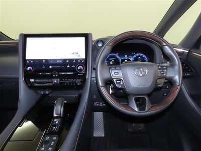 صورة 13 لـ 2024 Toyota ALPHARD