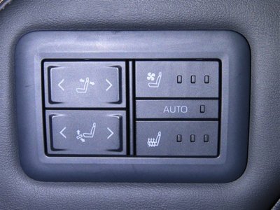 صورة 33 لـ 2024 Toyota ALPHARD