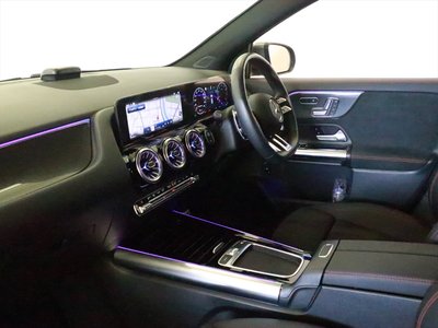 2025 Mercedes-BENZ GLA AMG thumbnail 23