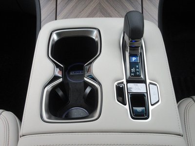 2025 Lexus LM thumbnail 68