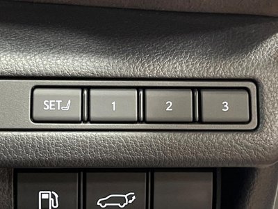 صورة 44 لـ 2024 Lexus LBX