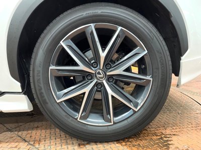 صورة 22 لـ 2024 Lexus LBX