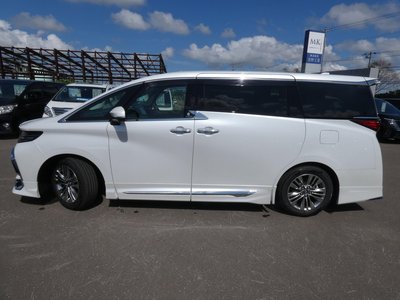 صورة 8 لـ 2024 Toyota ALPHARD