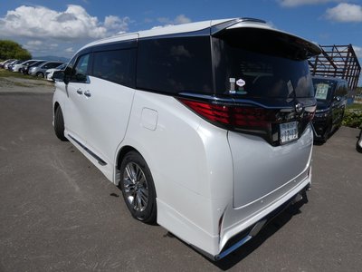 صورة 7 لـ 2024 Toyota ALPHARD
