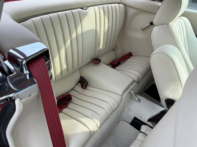 صورة 13 لـ 1988 Mercedes-BENZ SL