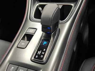 2025 Lexus LBX thumbnail 38